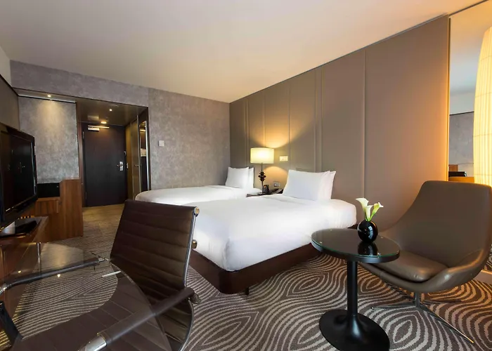 Hilton 5* ברלין