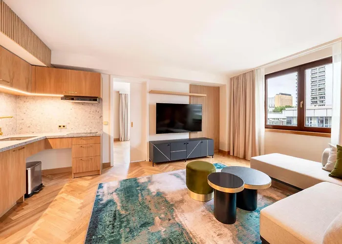 Hilton 5* ברלין