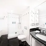 Otel Hilton 5*