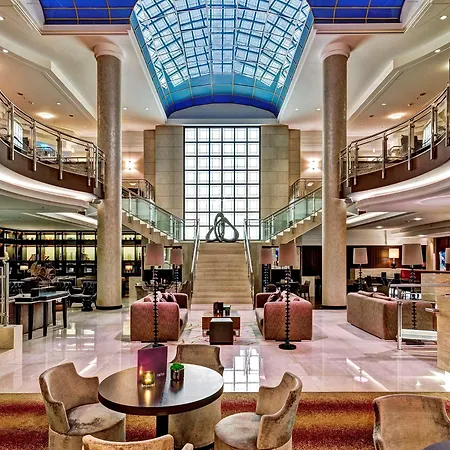 מלון Hilton 5*