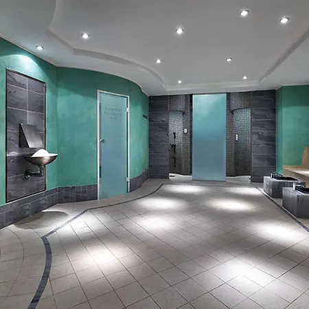 Hilton Hotel 5*