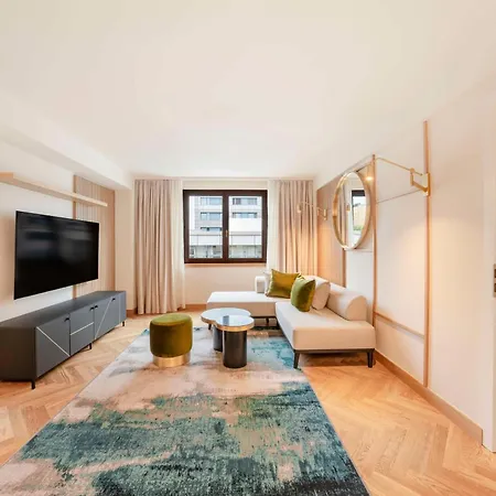 Отель Hilton 5*