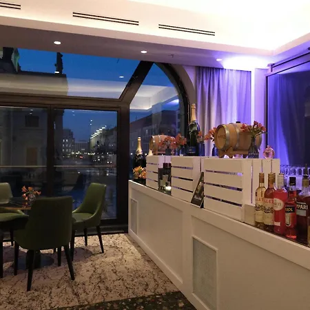 Hilton Отель 5*