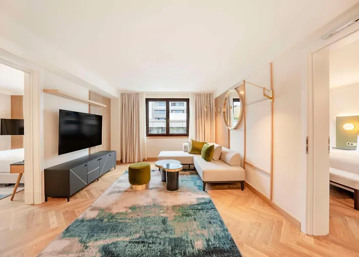 Отель Hilton 5*